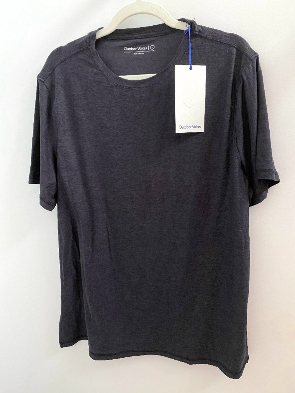 NWT Outdoor Voices Black Beauty Heather CloudKnit Tee Size Large